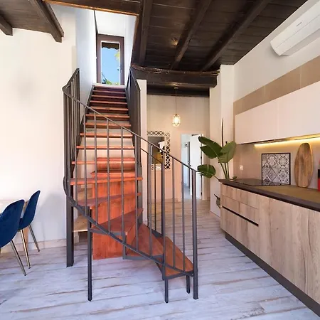 アパート Duplex Con Terraza Y Jacuzzi En Centro Piso 2c