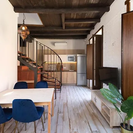 Duplex Con Terraza Y Jacuzzi En Centro Piso 2c マラガ