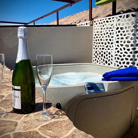 Duplex Con Terraza Y Jacuzzi En Centro Piso 2c *